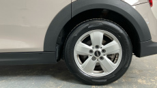 MINI Hatchback 1.5 Cooper Classic 5dr Auto Petrol Hatchback